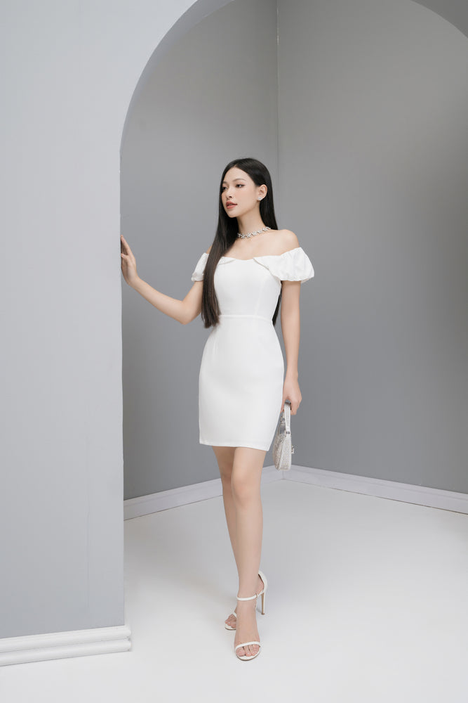 
                  
                    Load image into Gallery viewer, Classic Candicelia Off Shoulder Dress in White
                  
                