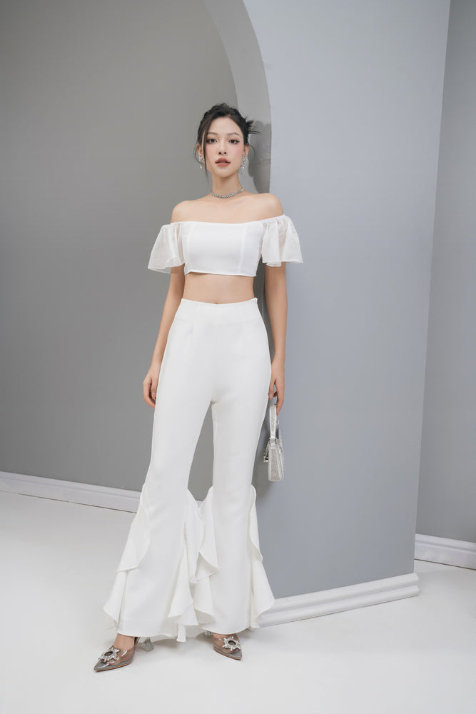 
                  
                    Load image into Gallery viewer, Ericalia Highwaisted Bell Pants in White
                  
                