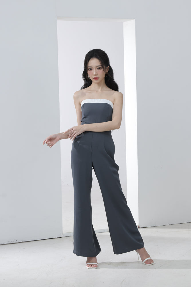 
                  
                    Load image into Gallery viewer, Hazelle Monochrome Jumpsuit in Grey
                  
                