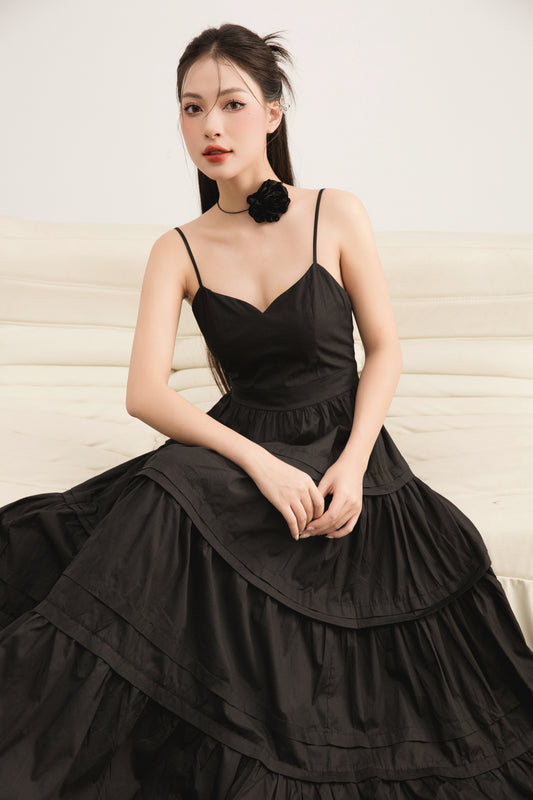 Zoilia Tiered Maxi Dress in Black