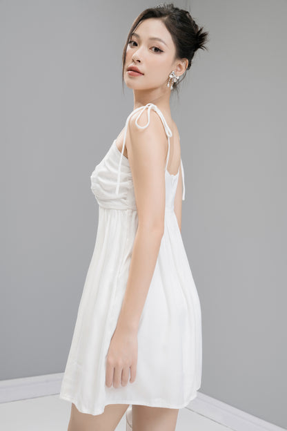 Hannilia Dress in White