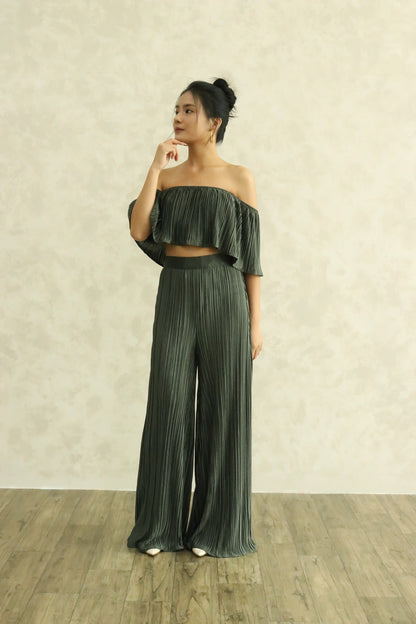 Cleolia Pleated Pants in Hunter Green