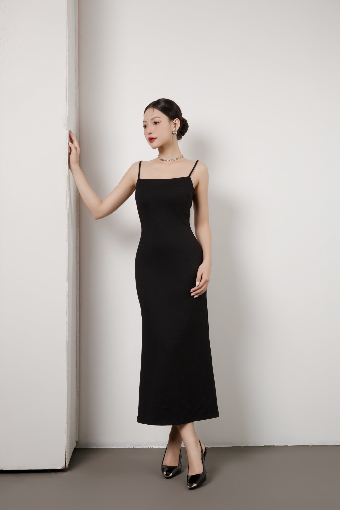 Tiffany U-Back Padded Dress in Black