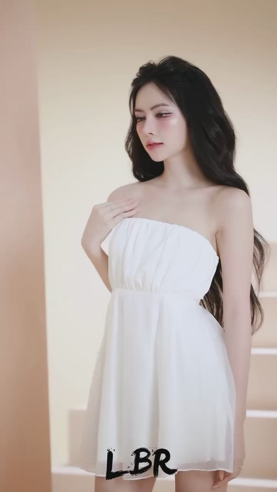 
                  
                    Load and play video in Gallery viewer, Mavelia Bustier Dress Romper in White
                  
                