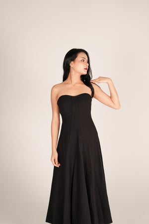 
                  
                    Load image into Gallery viewer, Evelia Bustier Dress in Black
                  
                