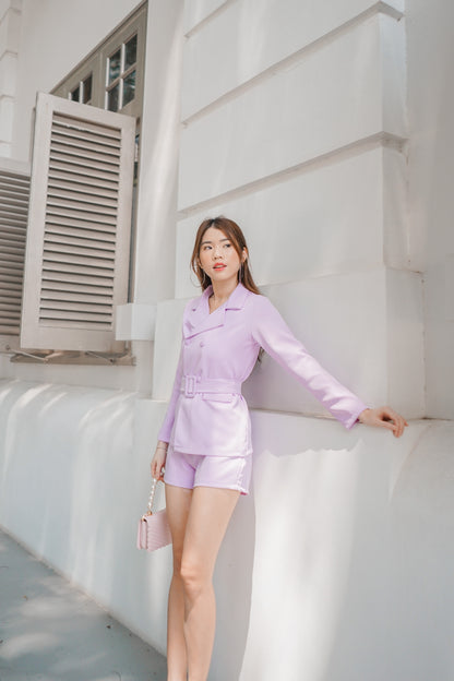 Larlia Structured Highwaisted Shorts in Lilac