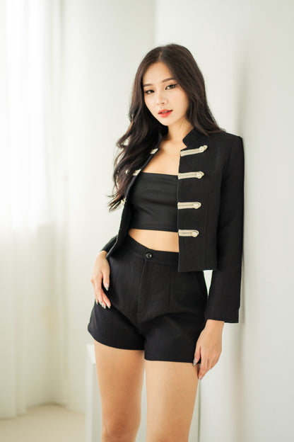 Maddy Tweed Highwaisted Shorts in Black
