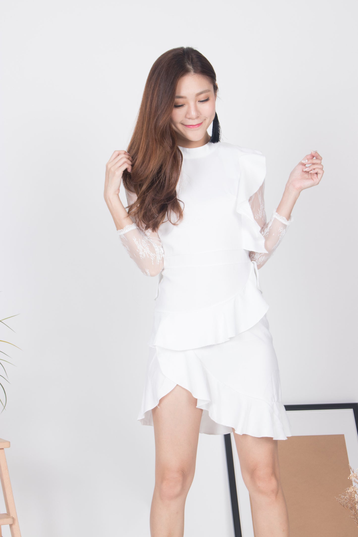 Jaysa Flutter Lace Dress in White