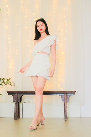 
                  
                    Load image into Gallery viewer, * PREMIUM * - Celeslia Ruffles Skorts in White - Self Manufactured by LBRLABEL only
                  
                
