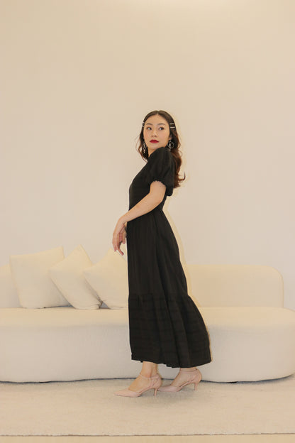 Madelyn Linen Maxi Dress in Black