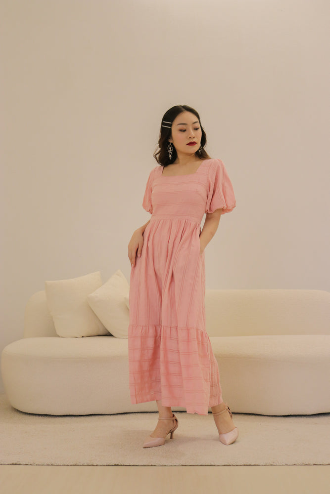 
                  
                    Load image into Gallery viewer, Madelyn Linen Maxi Dress in Baby Pink
                  
                