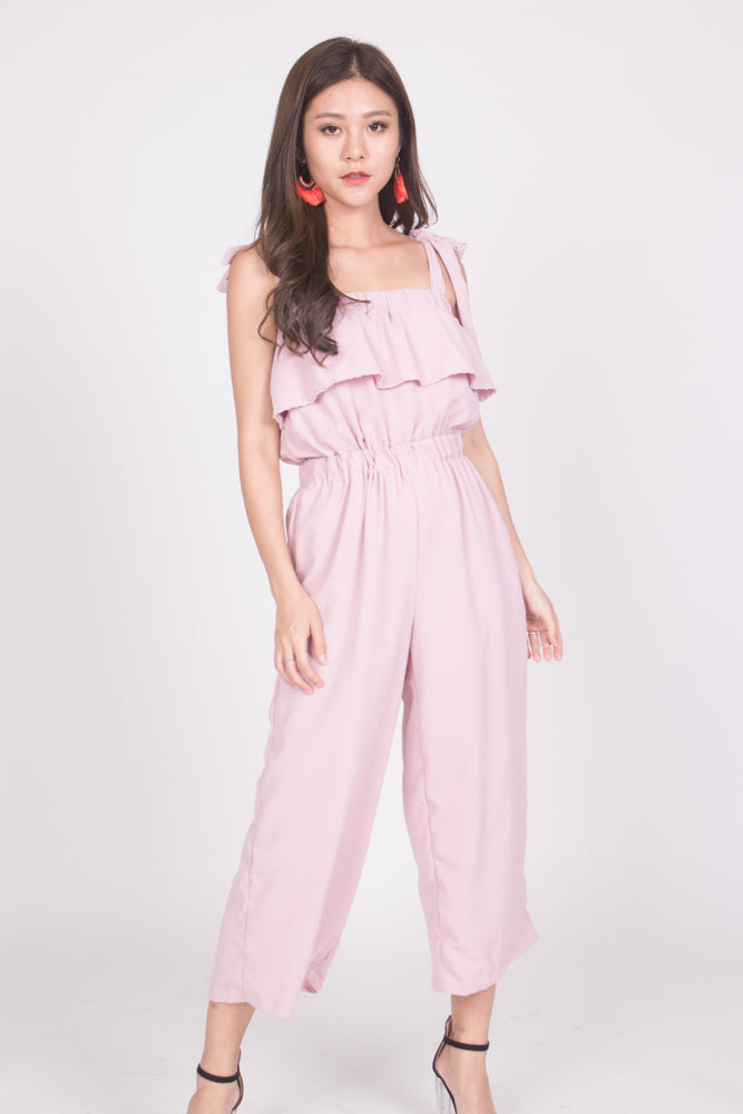 
                  
                    Load image into Gallery viewer, Yesmine Jumpsuit in Pink
                  
                