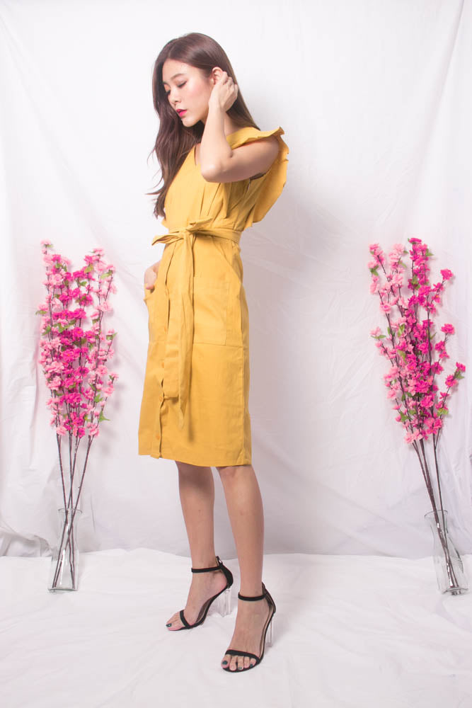 Maire Flutter Midi Dress in Yellow