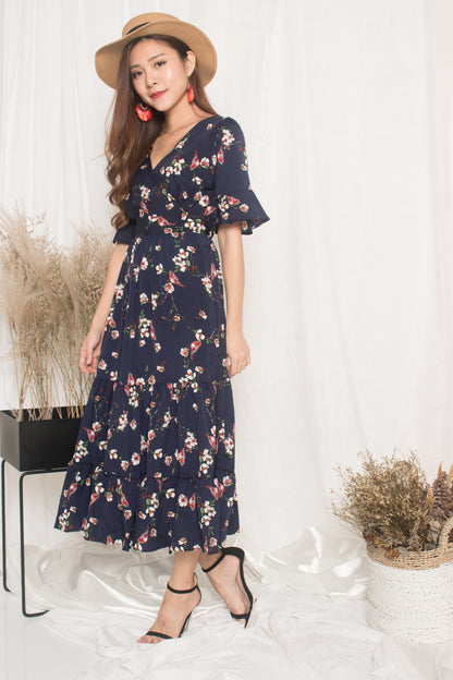 Sassy Island Floral Dress In Navy