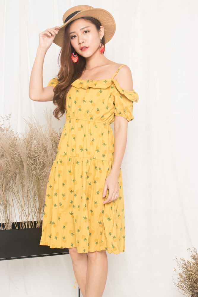 
                  
                    Load image into Gallery viewer, Sabre Toga Pineapple Dress in Yellow
                  
                