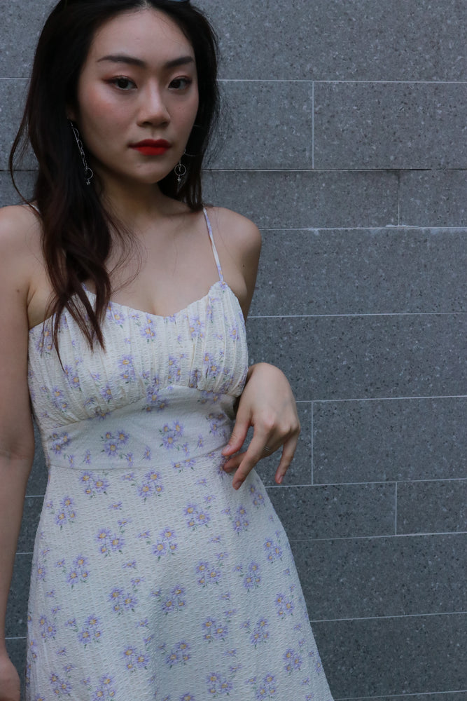 
                  
                    Load image into Gallery viewer, Vera Floral Midi Dress in Lilac Florals
                  
                