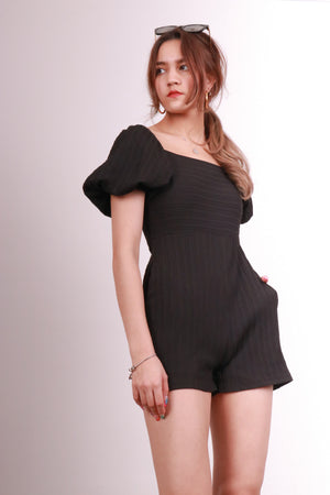 
                  
                    Load image into Gallery viewer, Florin Puffy Sleeved Romper in Black
                  
                