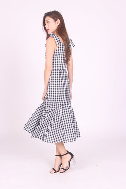 * LUXE * Stepha Gingham Dress