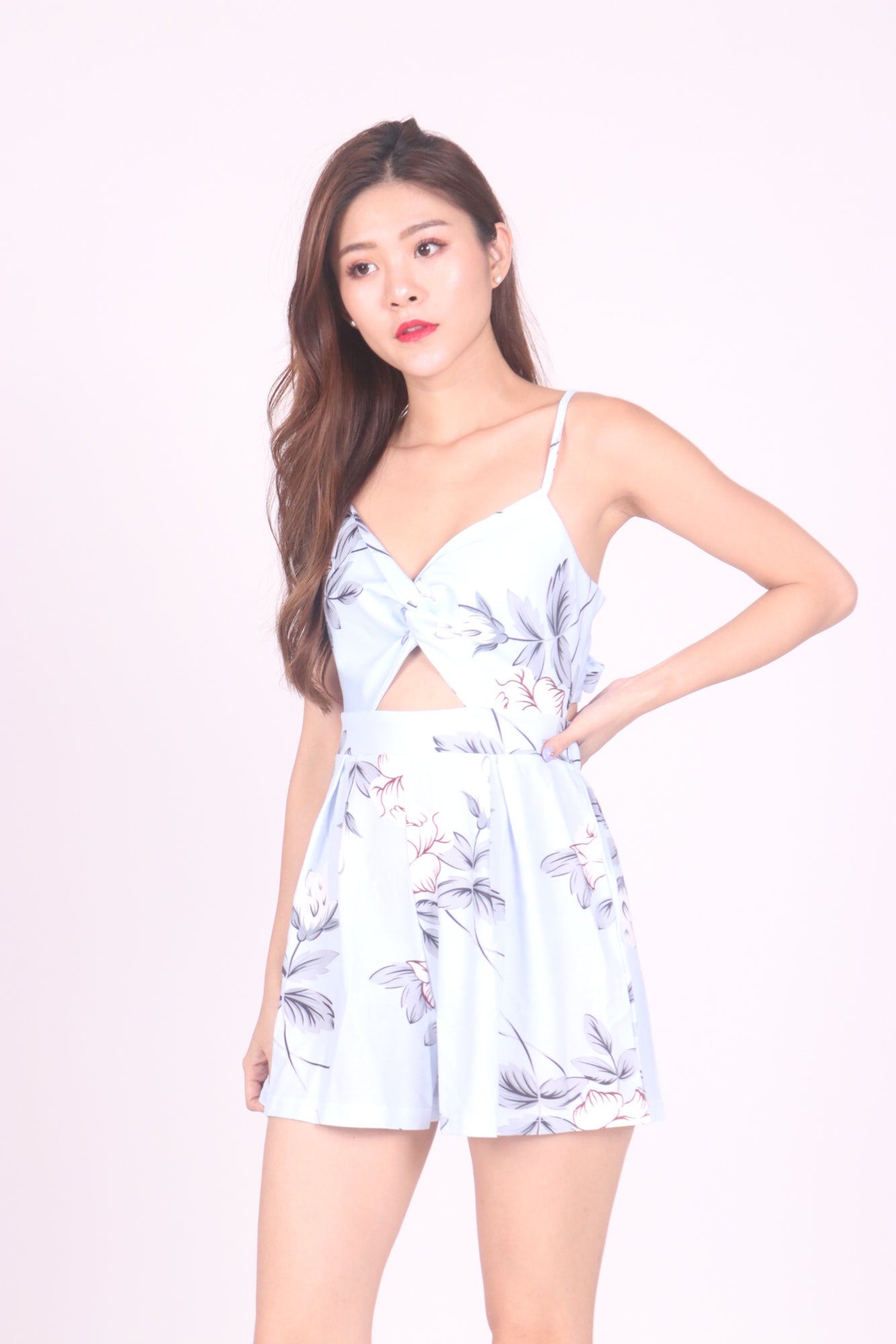 Aliceson Floral Ribbon Romper in Blue