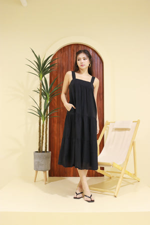 
                  
                    Load image into Gallery viewer, Willow Linen Maxi Dress in Black
                  
                