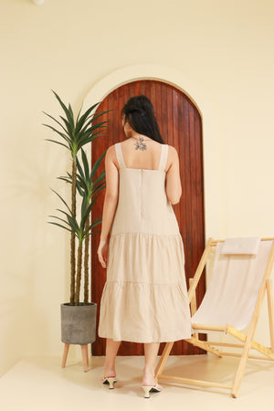 
                  
                    Load image into Gallery viewer, Willow Linen Maxi Dress in Ecru
                  
                