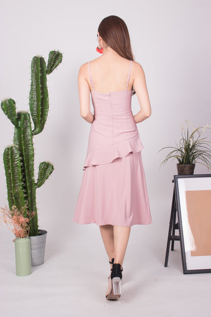 Serahlyn Flutter Midi Dress in Pink