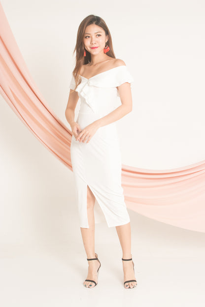 Helna Offsie Dress in White