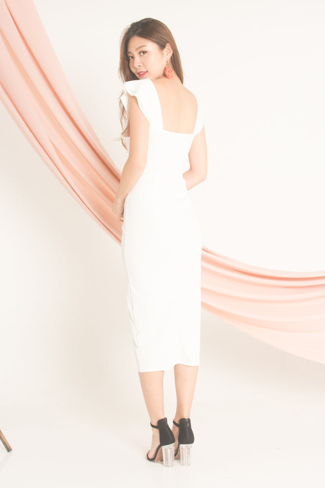 
                  
                    Load image into Gallery viewer, Helna Offsie Dress in White
                  
                