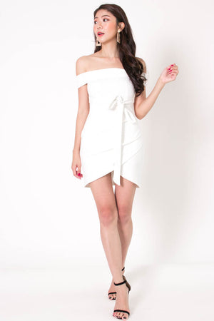 
                  
                    Load image into Gallery viewer, * PREMIUM * Taelia Off Shoulder Dress in White - Self Manufactured by LBRLABEL
                  
                