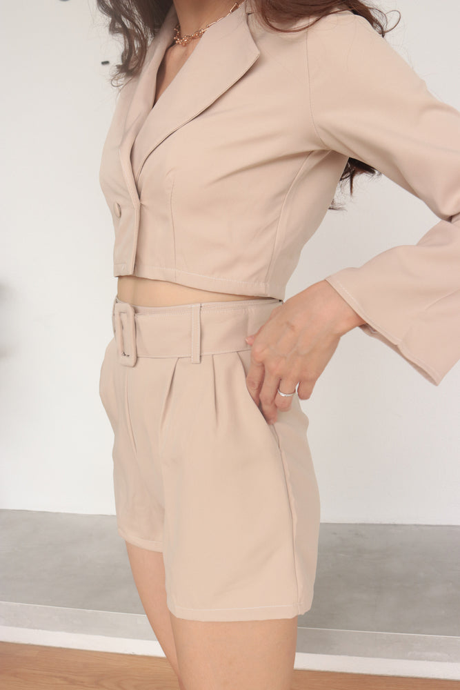 
                  
                    Load image into Gallery viewer, * PREMIUM * - Edelia Belted Highwaisted Shorts in Nude Khaki - Self Manufactured by LBRLABEL
                  
                