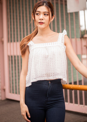 
                  
                    Load image into Gallery viewer, Violette Crochet Top In White
                  
                