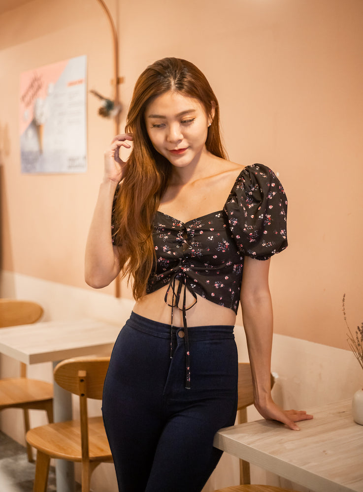 
                  
                    Load image into Gallery viewer, Jacey Floral Top in Black
                  
                