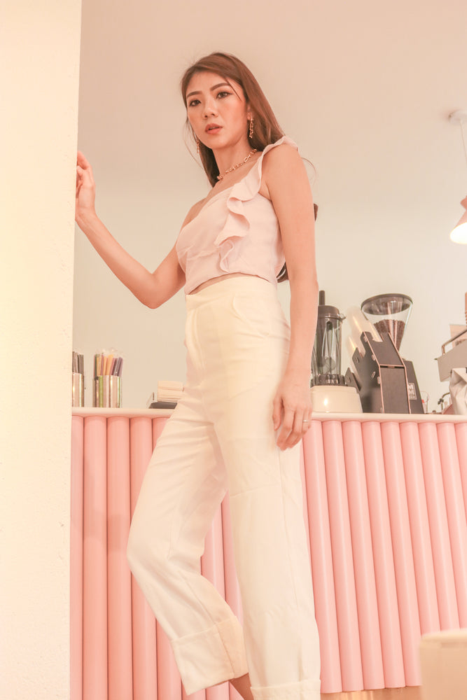 
                  
                    Load image into Gallery viewer, * PREMIUM * - Tinalia Straight Cut Highwaisted Pants in White - Self Manufactured by LBRLABEL
                  
                