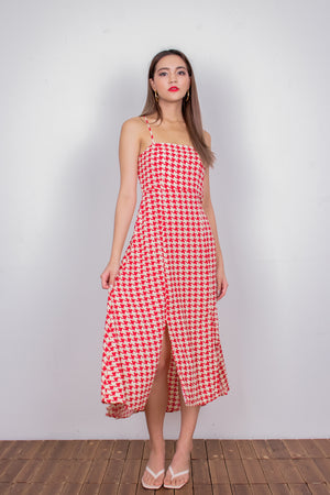 
                  
                    Load image into Gallery viewer, Gin Houndstooth Dress in Burgundy
                  
                