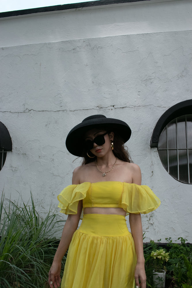 
                  
                    Load image into Gallery viewer, Ezann Off Shoulder Top in Yellow
                  
                