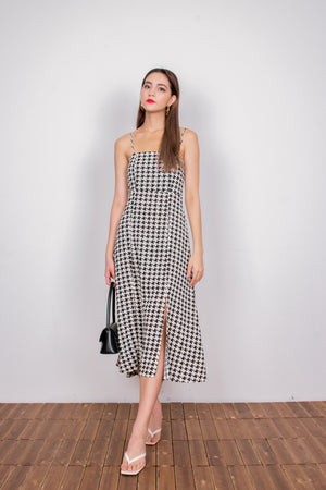 
                  
                    Load image into Gallery viewer, Gin Houndstooth Dress in Black
                  
                