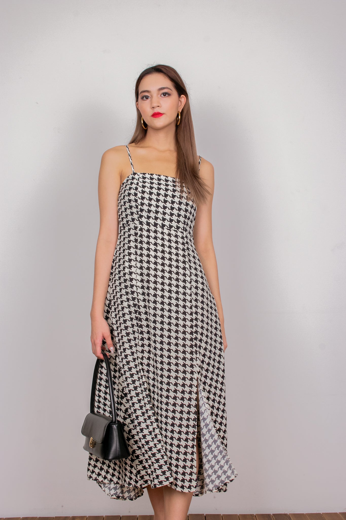 Gin Houndstooth Dress in Black