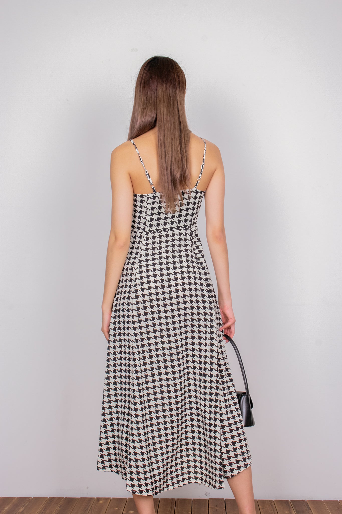 Gin Houndstooth Dress in Black