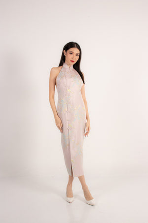 
                  
                    Load image into Gallery viewer, Yuan Oriental Qipao Dress in Pink
                  
                