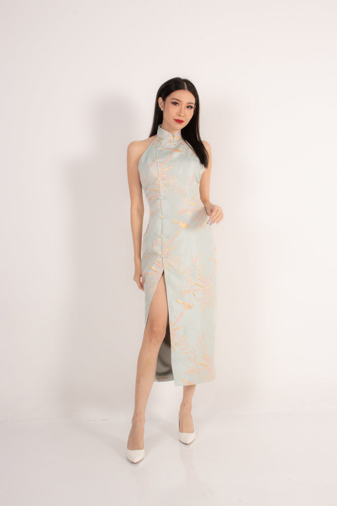 
                  
                    Load image into Gallery viewer, Yuan Oriental Qipao Dress in Mint
                  
                