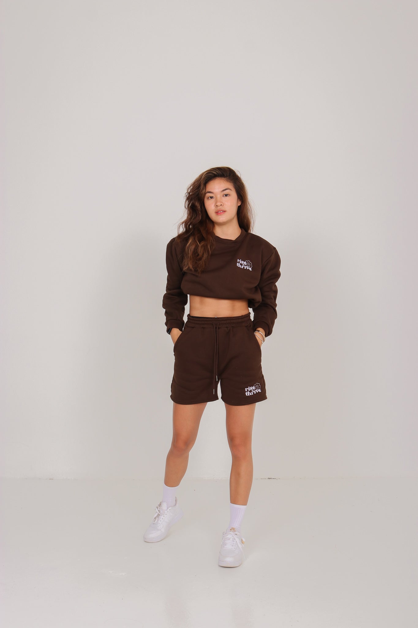 Rise & Thrive Shorts in Espresso Brown