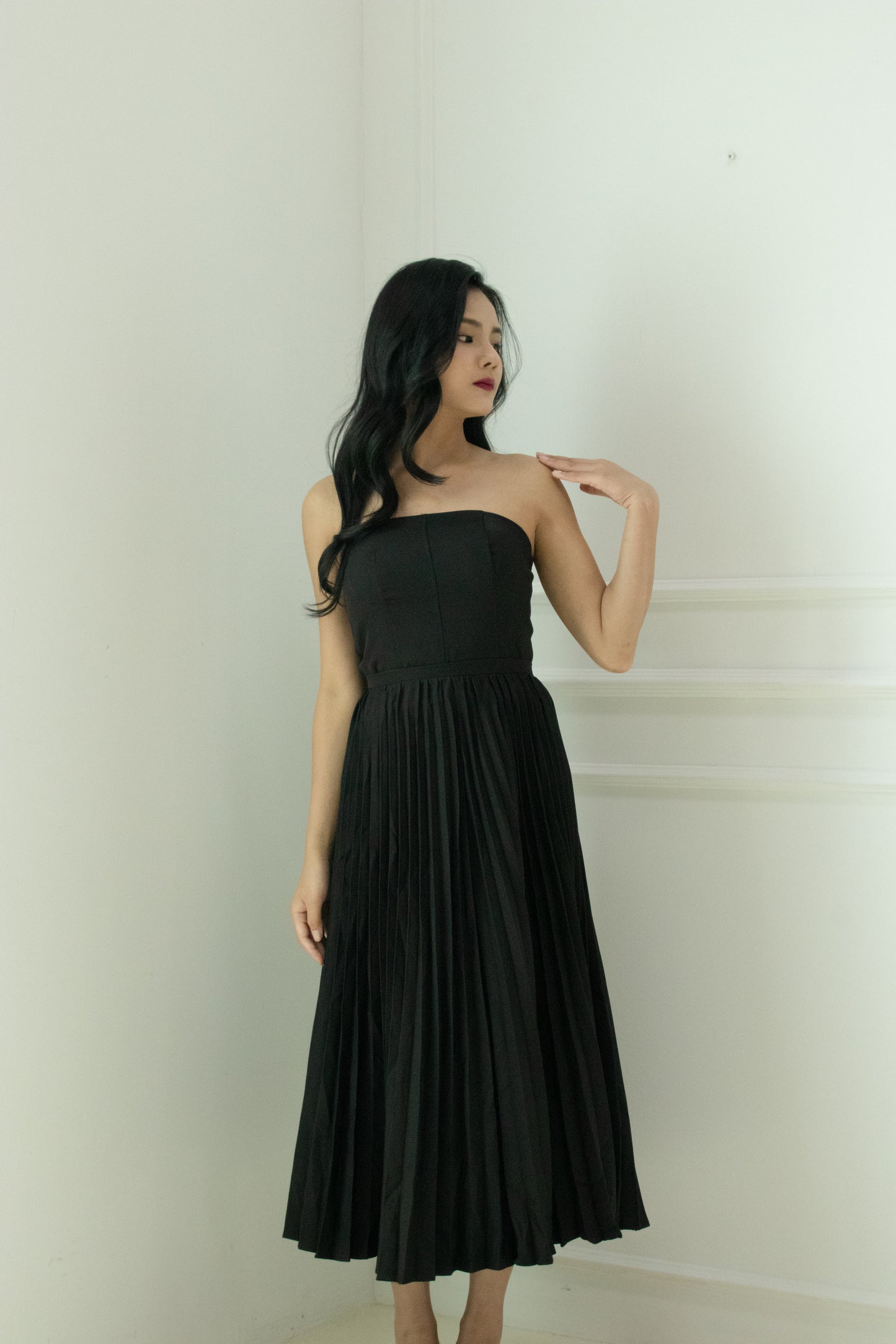 Jaque Pleated Skirt in Black