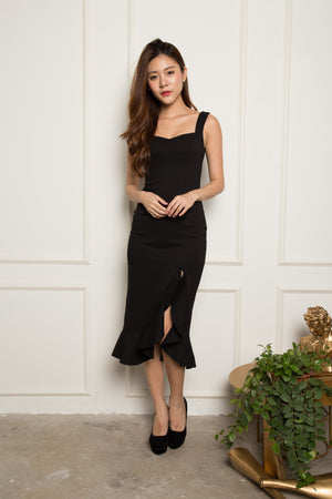 
                  
                    Load image into Gallery viewer, *PREMIUM* - JODILIA MERMAID DRESS IN BLACK - LBRLABEL MANUFACTURED
                  
                
