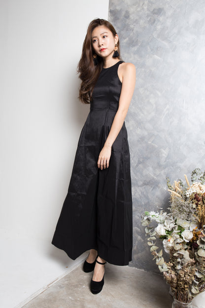 LUXE - Gigi Gown Dress in Black