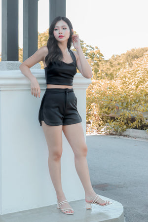 
                  
                    Load image into Gallery viewer, * PREMIUM * - Radlia Curved Highwaisted Shorts in Black - SELF MANUFACTURED BY LBRLABEL
                  
                