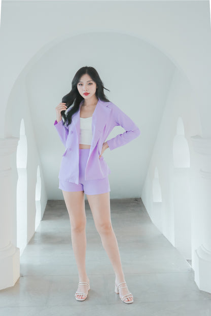 Larlia Structured Highwaisted Shorts in Lilac